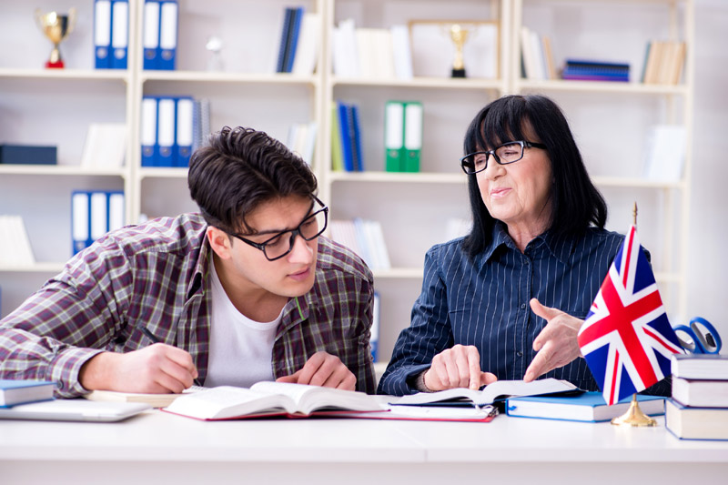 Ayuda educación estudio idiomas La Fundación